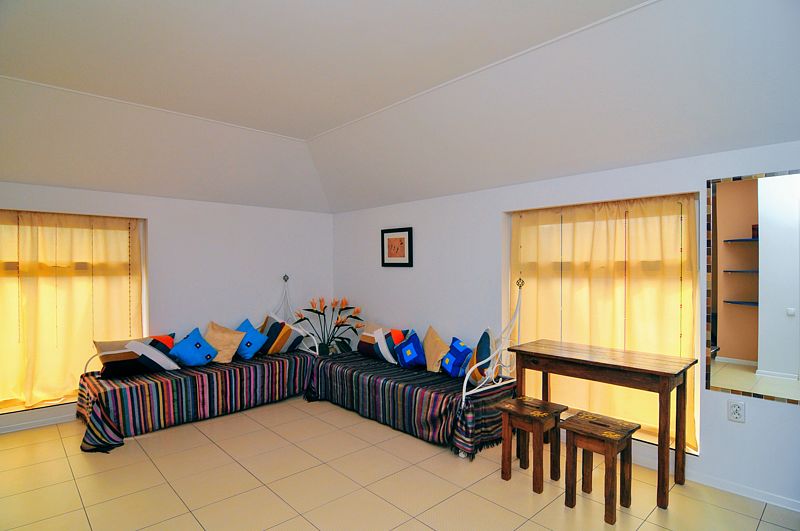 Комфорт «Кафе» 4-местный комната в мансарде