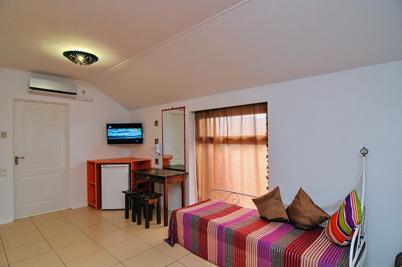 Комфорт «Поцелуй» 4-местный комната в мансарде