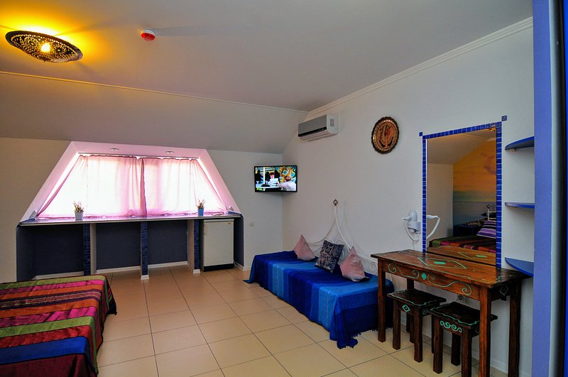 Комфорт 3-местный комната в мансарде