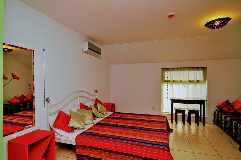 Комфорт 3-местный комната в мансарде