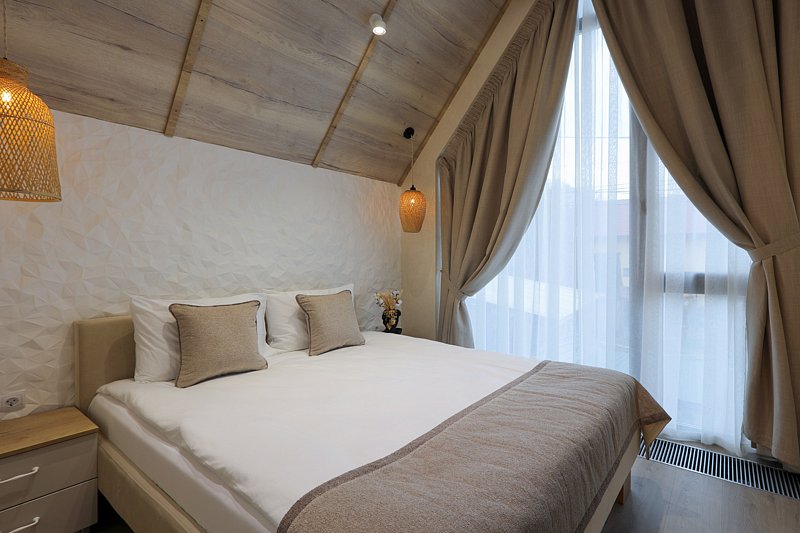 Шале 6-местный (с 3 спальнями)