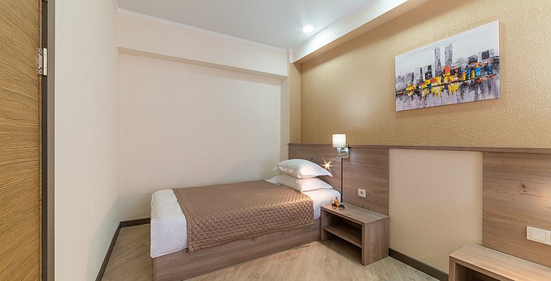 Стандартный 3-местный 2-комнатный (Адель)