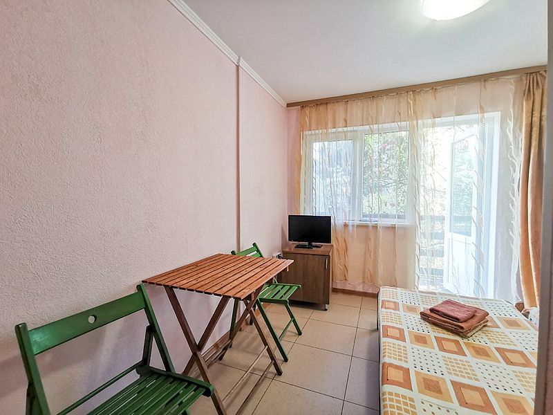 Стандартный 2-местный 1-комнатный (с балконом)