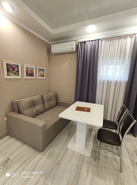 Апартаменты ВИП с кухней 1 этаж 5