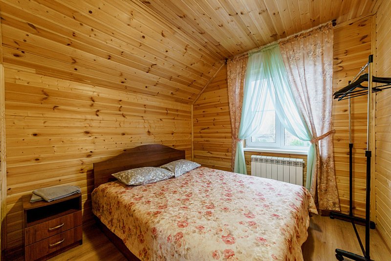 Коттедж 6-местны 2-комнатный Нептун