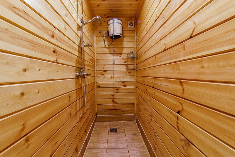 Коттедж 6-местны 2-комнатный Нептун