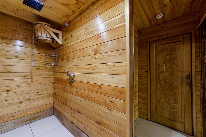 Коттедж 6-местный 2-комнатный Золотая осень