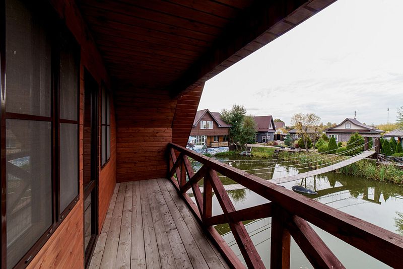 Коттедж 6-местный 2-комнатный Золотая осень