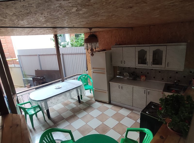 Домик 4-местный (с верандой)