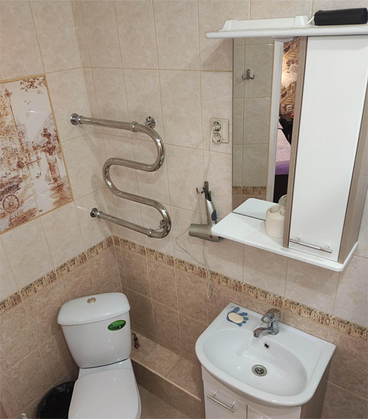 Домик 4-местный (с верандой)