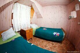 Трехместный номер, База отдыха Чечек, Майминский