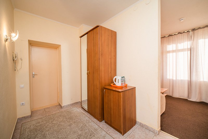 Люкс 1-местный 2-комнатный