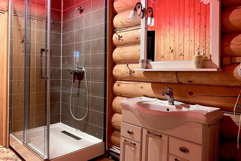 Коттедж 10-местный