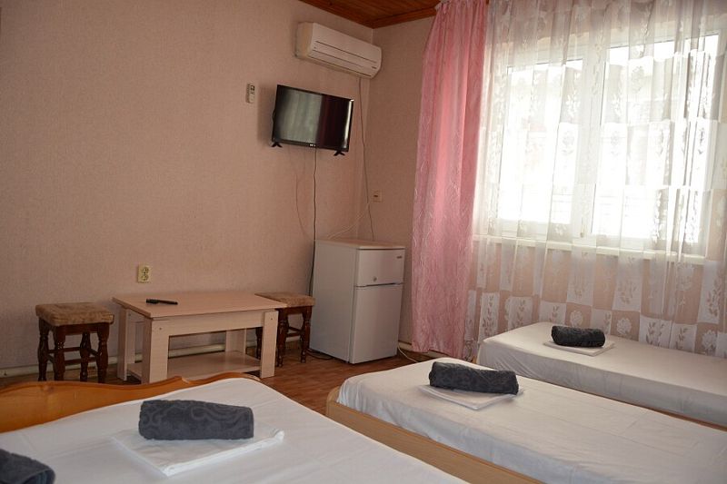 Стандартный 4-местный 1-комнатный