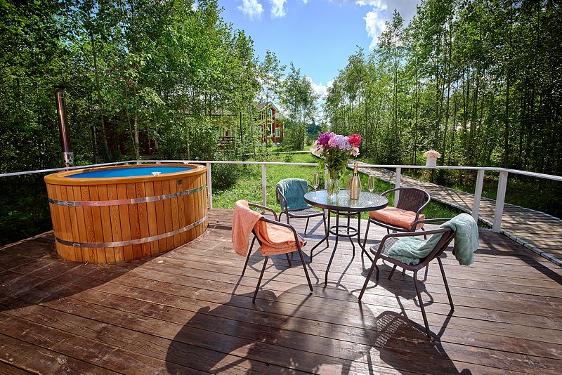 Дом Романтика 4-местный 1-комнатный (с купелью)