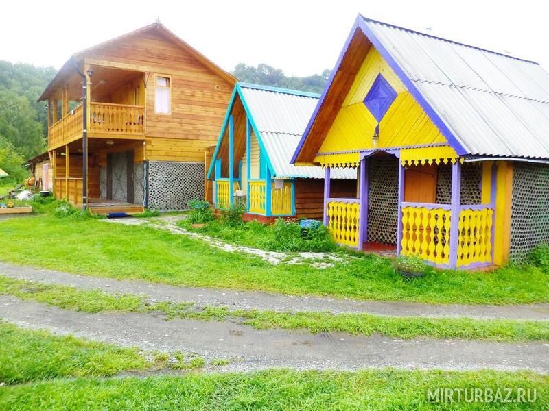 База отдыха Бутылочные домики у огонька, Алтайский край, село Ая Алтайский район