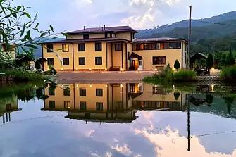 Гостевой дом Горное Озеро от Травел Хотелс Антураж