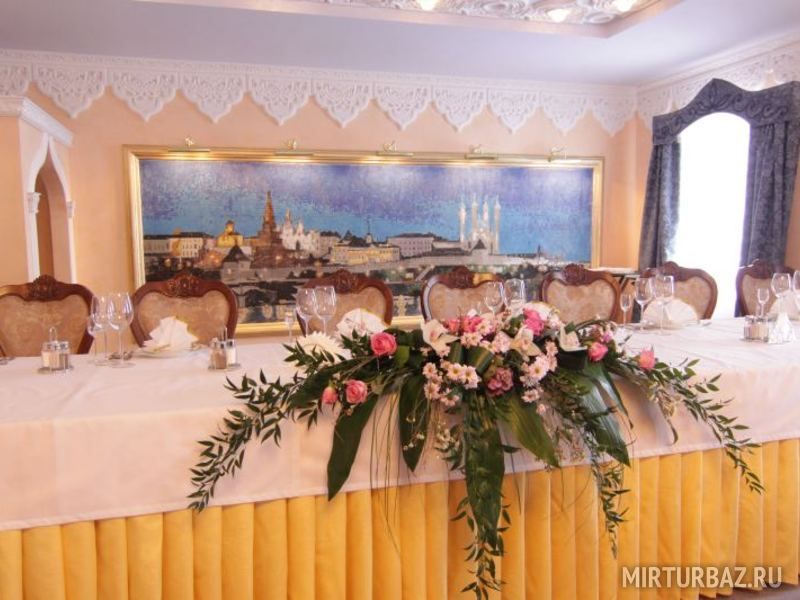 свадебный стол