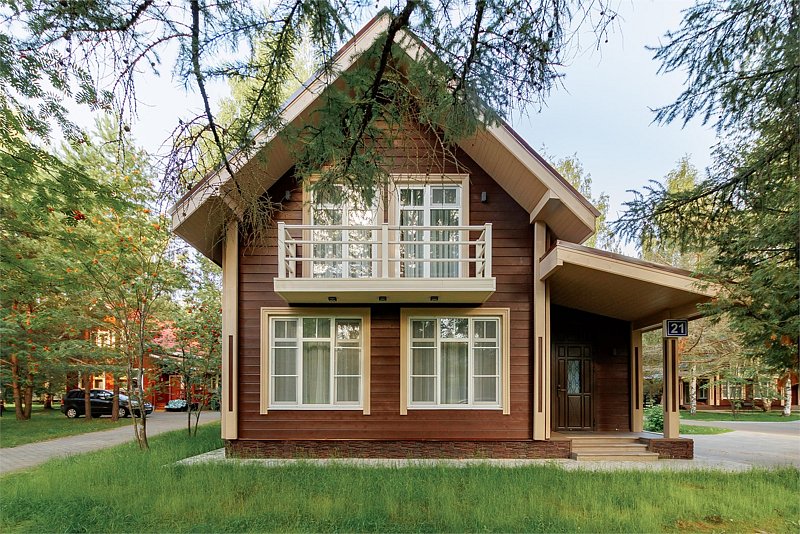 Коттедж 4-местный 2-комнатный (Сокол)