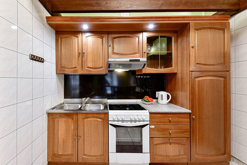 Коттедж 4-местный 2-комнатный (Шале)