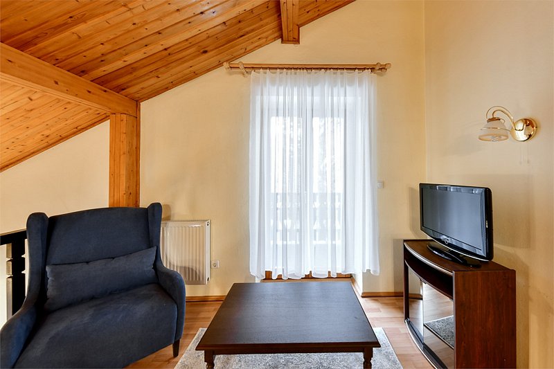 Коттедж 5-местный 2-комнатный (Шале)