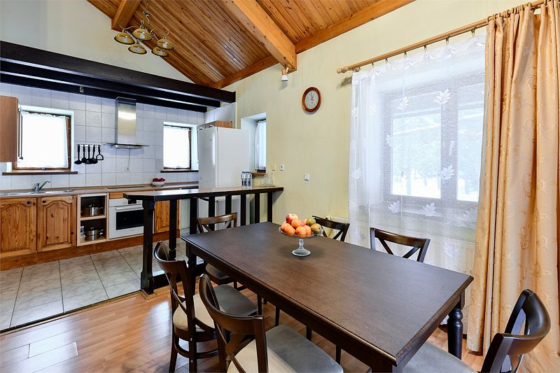 Коттедж 5-местный 2-комнатный (Шале)