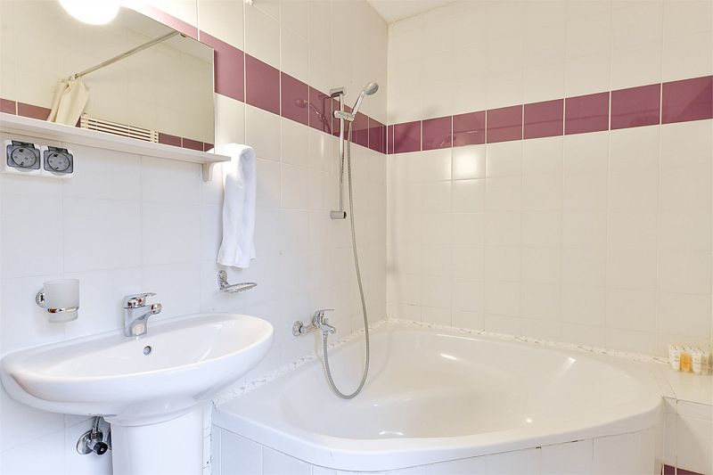 Коттедж 9-местный 5-комнатный 2-этажный (Словения)