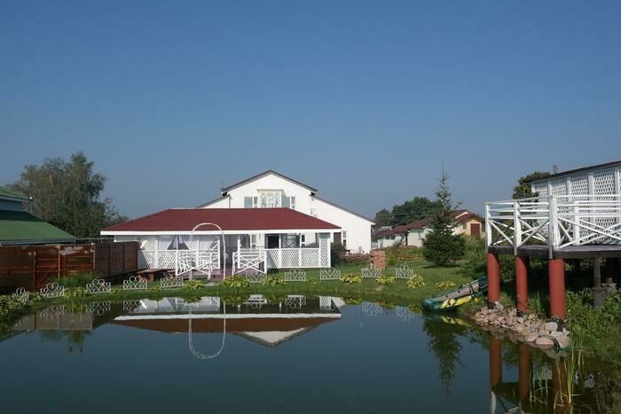 Гостевой дом Big house close to Minsk (Большой дом), Минская область, Первомай Хатежино Волковичи Дегтяревка