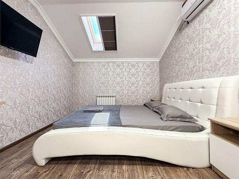 Делюкс 2-местный (Мансарда)