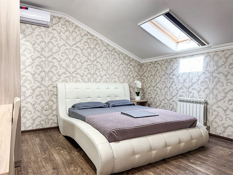 Делюкс 4-местный 2-комнатный (Мансарда)