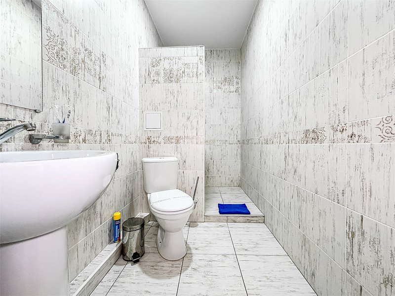 Люкс 4-местный 2-комнатный (с балконом, вид на сосны)