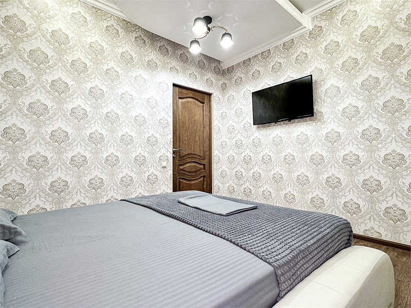 Люкс Супер 6-местный 2-комнатный (с балконом, вид на сосны)