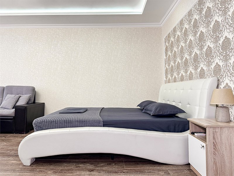 Люкс Супер 6-местный 2-комнатный (с балконом, вид на сосны)