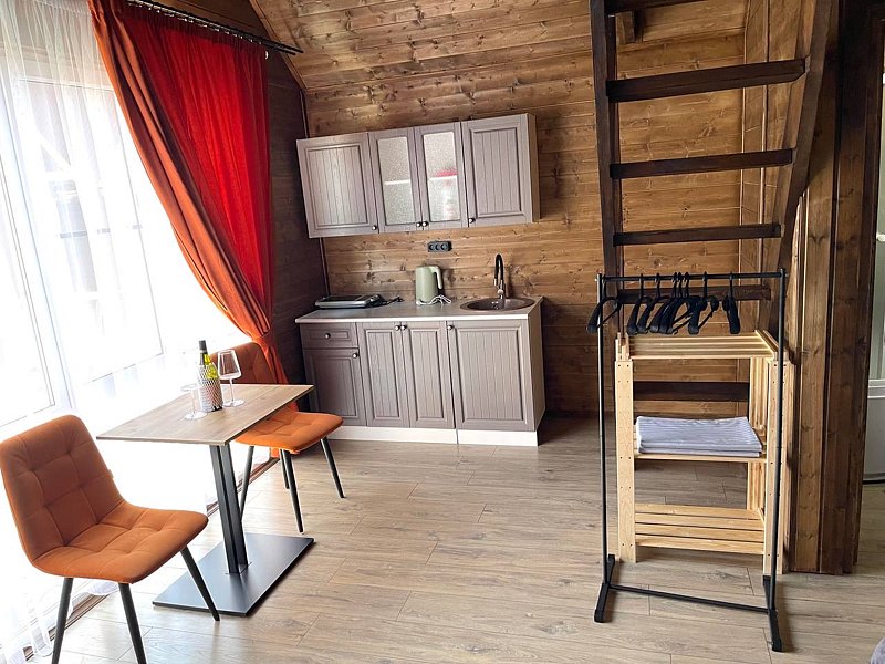 Домик 6-местный