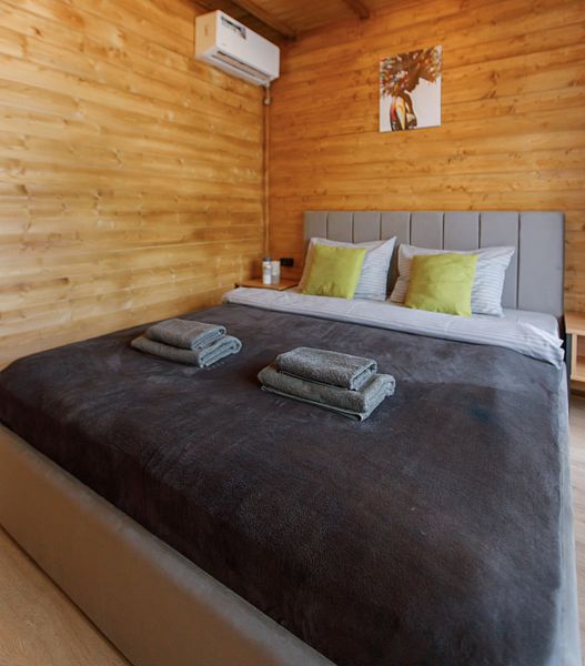 Домик 5-местный 2-комнатный