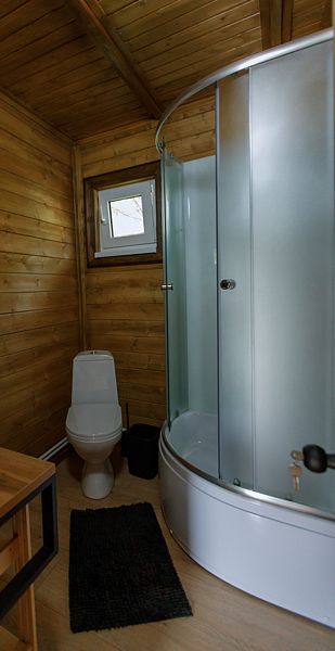 Домик 5-местный 2-комнатный