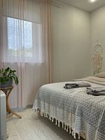 Двухместный семейный коттедж двуспальная кровать, Гостевой дом Мелиоратор House, Сортавала