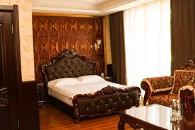 Двухместный полулюкс с балконом и с красивым видом из окна двуспальная кровать, База отдыха Рублино, Владивосток