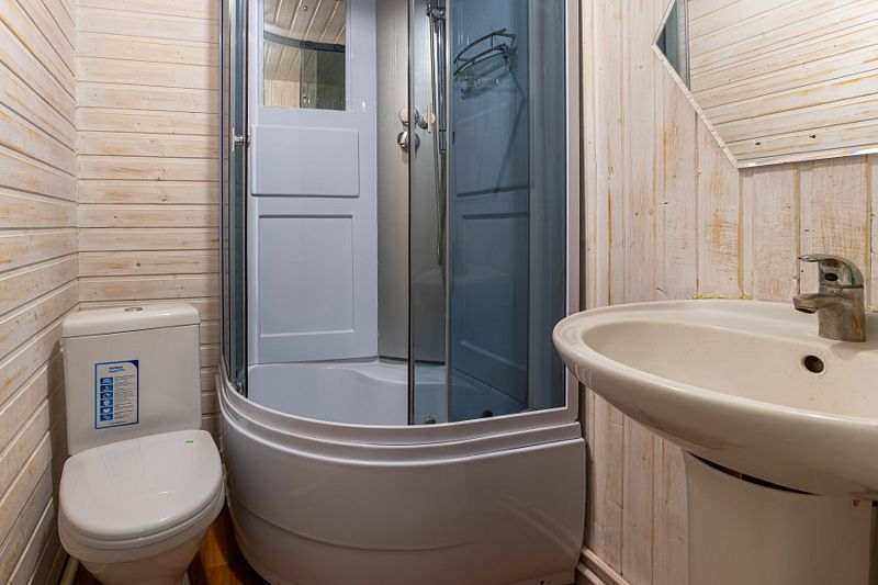 Домик Русский 6-местный 2-этажный (№1-6)