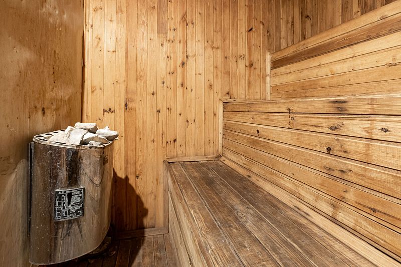 Коттедж 10-местный 5-комнатный (№1,4 с сауной)