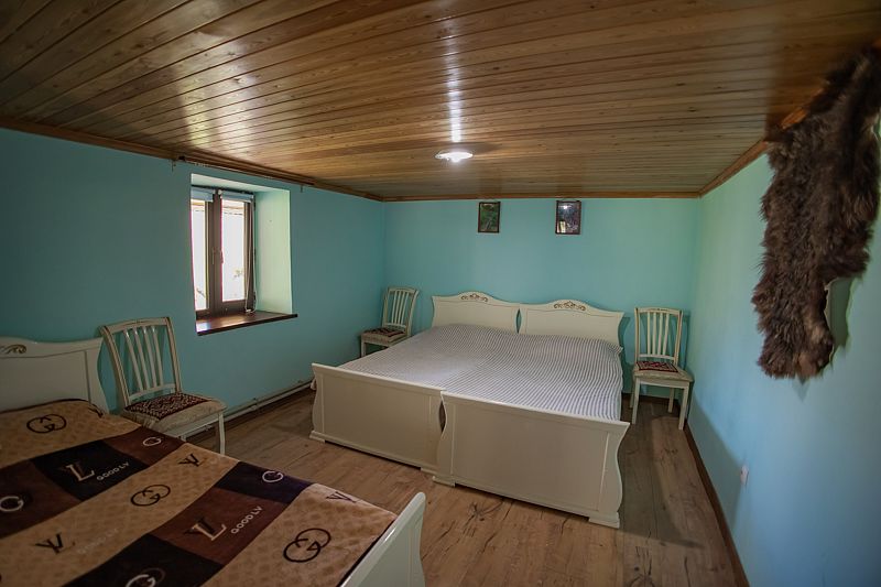 Стандартный 4-местный 2-комнатный (верхний дом, с панорамным видом)