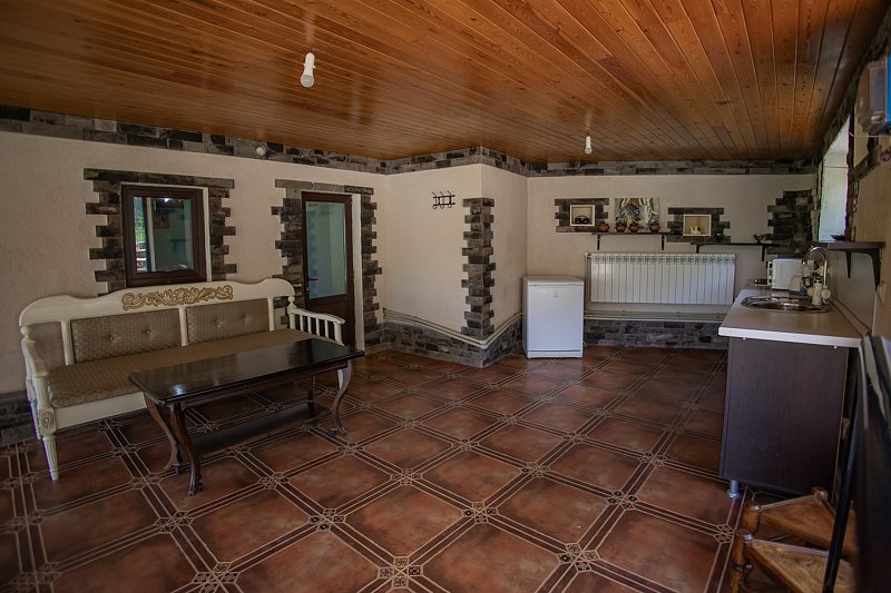 Стандартный 4-местный 2-комнатный (верхний дом, с панорамным видом)