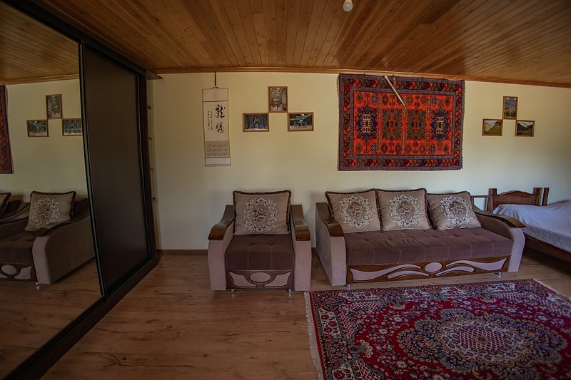 Стандартный 5-местный 1-комнатный (верхний дом, с камином)