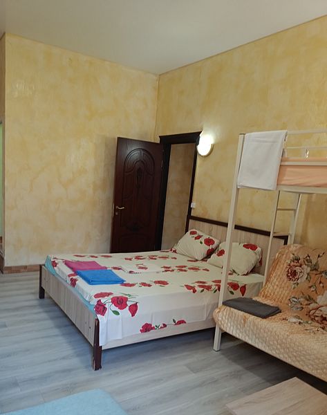 12-местный 3-комнатный