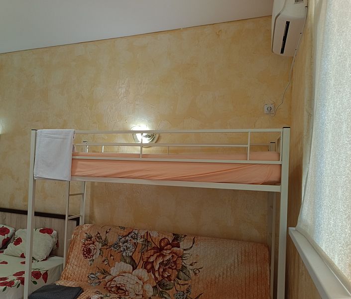 12-местный 3-комнатный