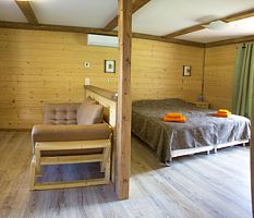 Двухместный номер Standard с балконом, База отдыха Времена года, Питкярантский