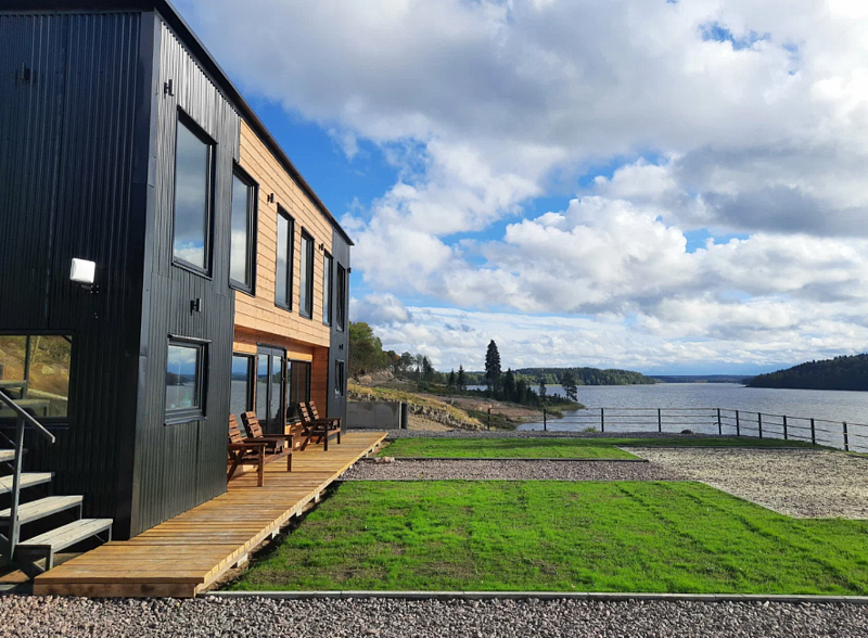 Коттедж на озере Красавица, поселок Поляны, Ленинградская область