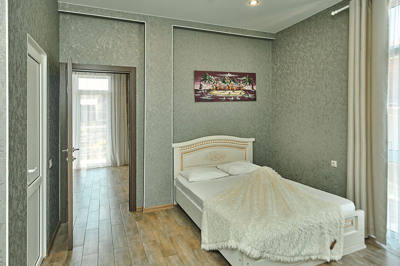 Джуниор Сюит 6-местный 2-комнатный ( с доп. местом)