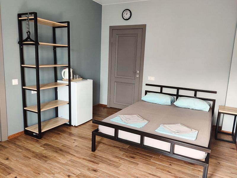 6-местный 2-комнатный