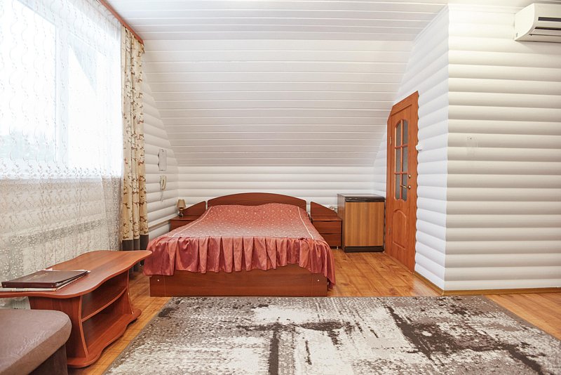 Дом 6-местный 3-комнатный (с 3-спальнями) №5